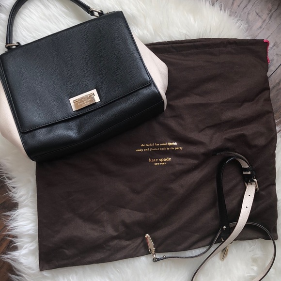 Kate Spade | Black & White Leather Handbag - Picture 5 of 7